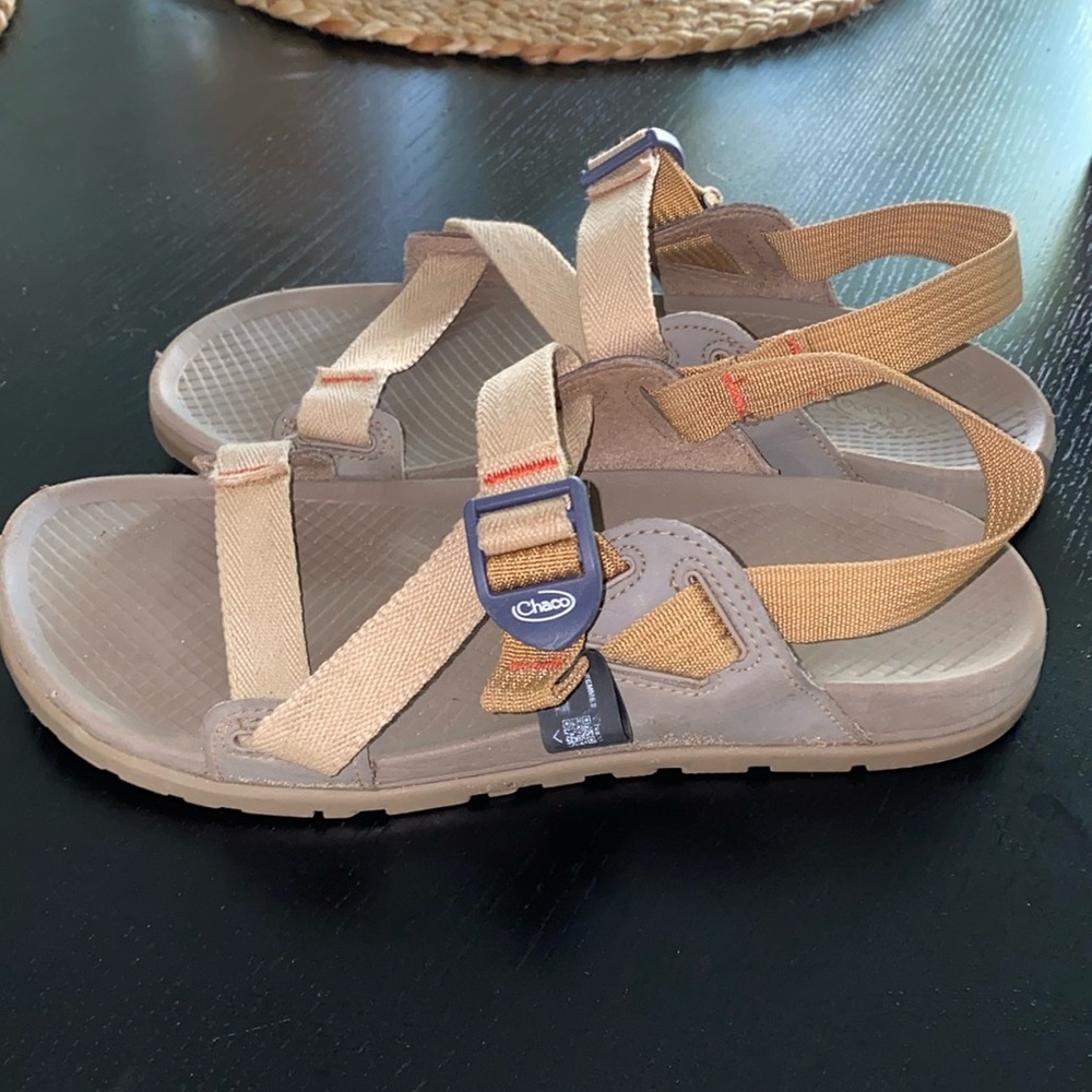 Chaco Women’s Lowdown Sandal - Size 7 - Light Tan/Caramel